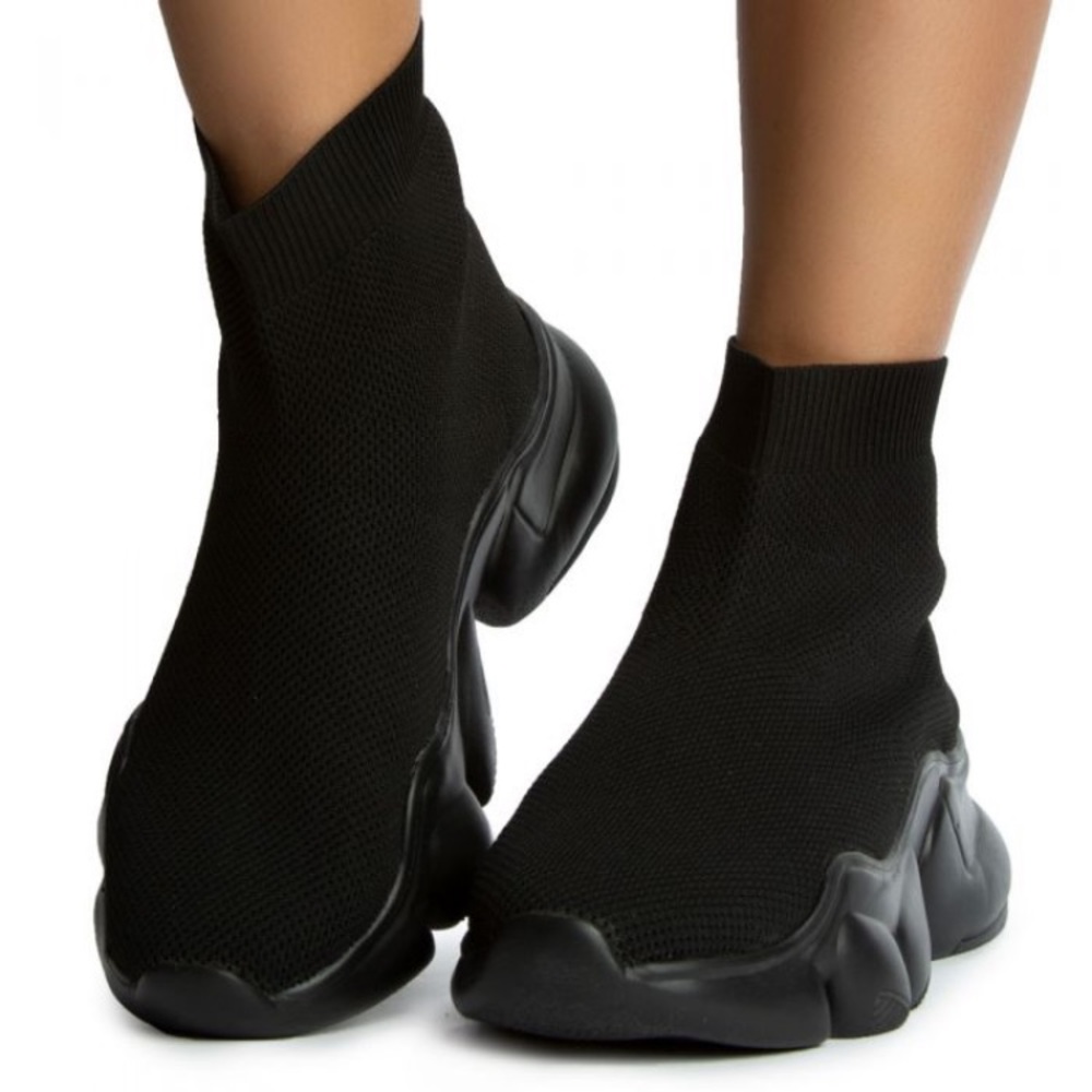 Cape Robbin Rooney Lightweight Slip On Sneakers